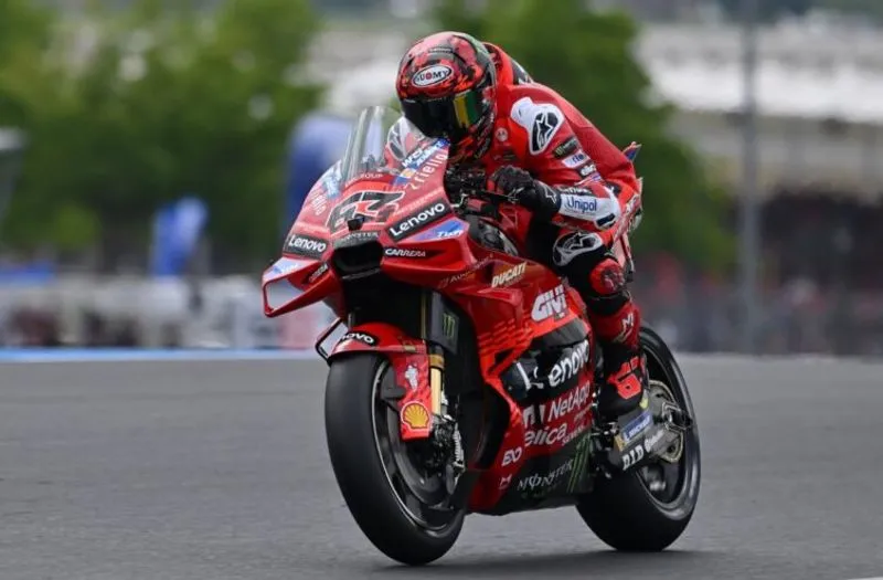 CHIVASSO - Moto Gp, Sprint race stregata per Pecco Bagnaia: ad Aragon è solo dodicesimo