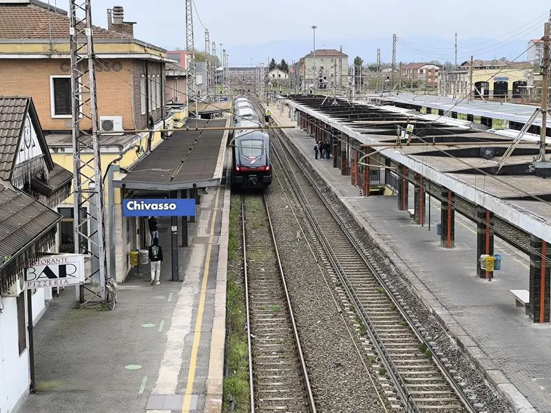 CHIVASSO - Linea ferroviaria Torino-Milano, previsti da Rfi investimenti per 75 milioni di euro