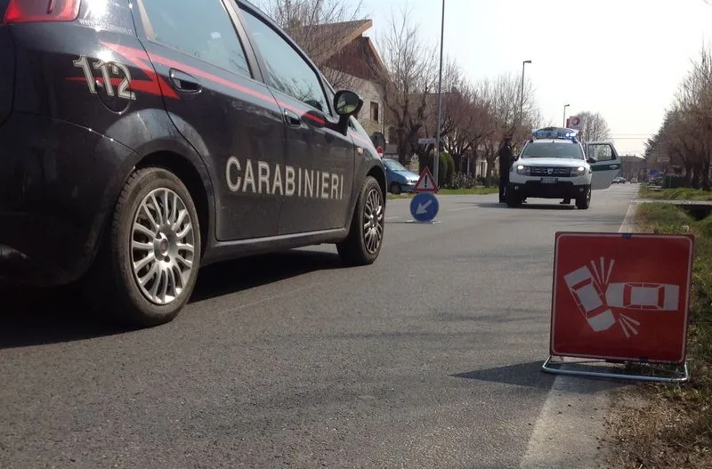 CIRIE' - Auto contro muro, ferito un uomo di 93 anni alla guida