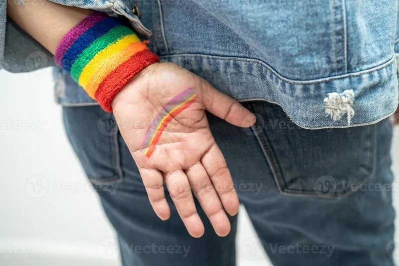 CIRIE' - Ragazza trans 23enne insultata, solidarietà da parte della Società operaia: «Grosso elogio a chi con coraggio fa denuncia»