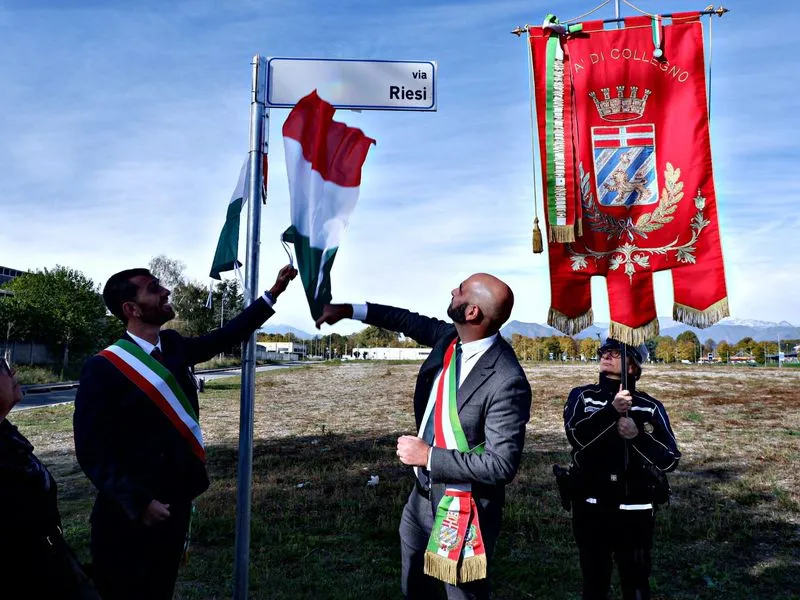 COLLEGNO - Inaugurate le vie Riesi, Nenni e Benna - FOTO