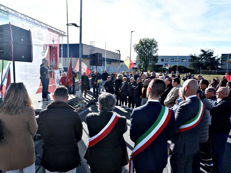 COLLEGNO - Inaugurate le vie Riesi, Nenni e Benna - FOTO