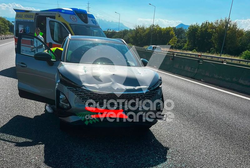 INCIDENTE IN TANGENZIALE - Otto feriti nel tamponamento fra tre veicoli tra COLLEGNO e Regina Margherita - FOTO