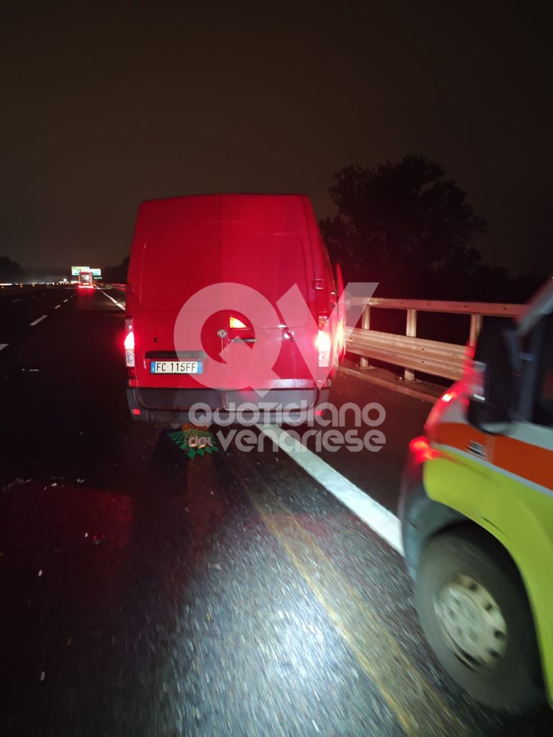 INCIDENTE IN TANGENZIALE A COLLEGNO - Scontro fra tre veicoli: tre persone ferite, rallentamenti e code