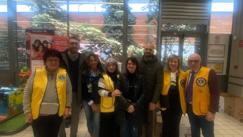 COLLEGNO - Successo per l'evento «Un gesto per le donne» dei Lions: raccolti 426 prodotti l'igiene e la cura