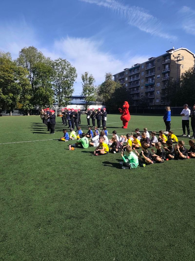 COLLEGNO - Calcio, solidarietà e donazione di sangue: il successo della quarta edizione del «Torneo Avis» - FOTO