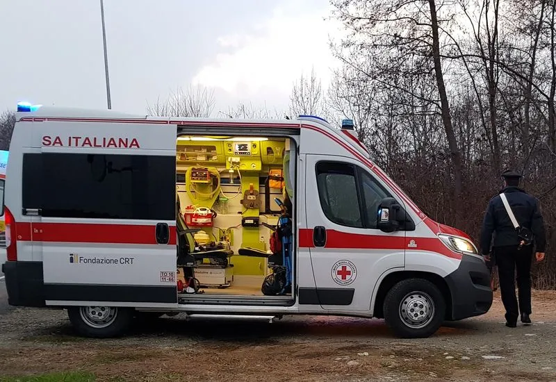 COLLEGNO - Infarto mentre cammina: soccorso e salvato da tre infermieri 118 fuori servizio