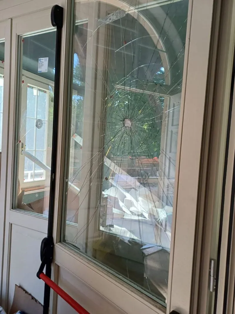 VANDALI A COLLEGNO - Devastata Villa 6: l'inaugurazione era prevista ad agosto - FOTO