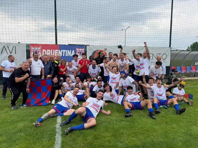 CALCIO - GIOIA DRUENTINA: BATTE LA RIVAROLESE 3-1 ED È PROMOSSA IN ECCELLENZA