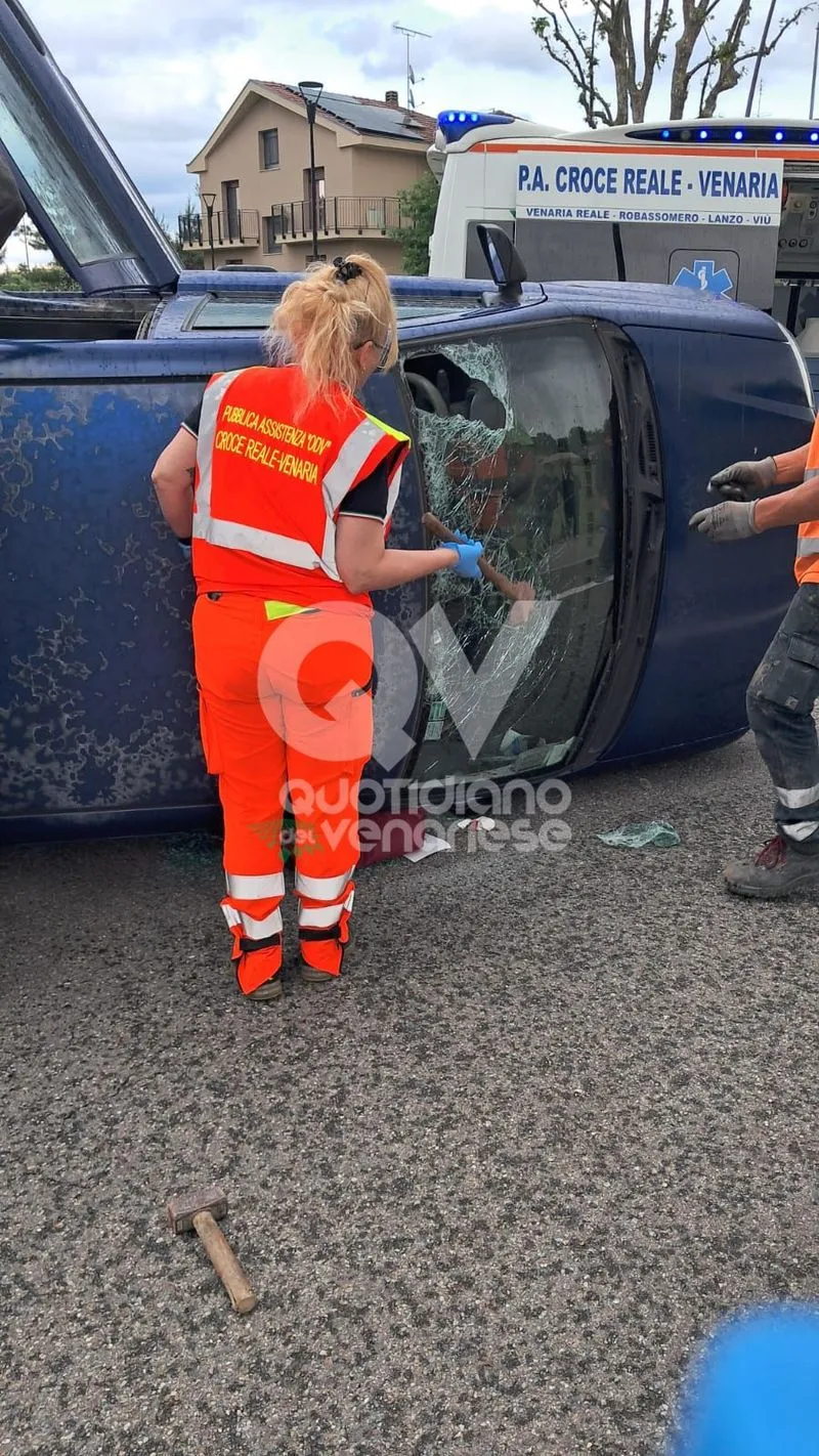 INCIDENTE MORTALE A DRUENTO - Auto si ribalta in viale Papa Giovanni, morto un uomo - FOTO