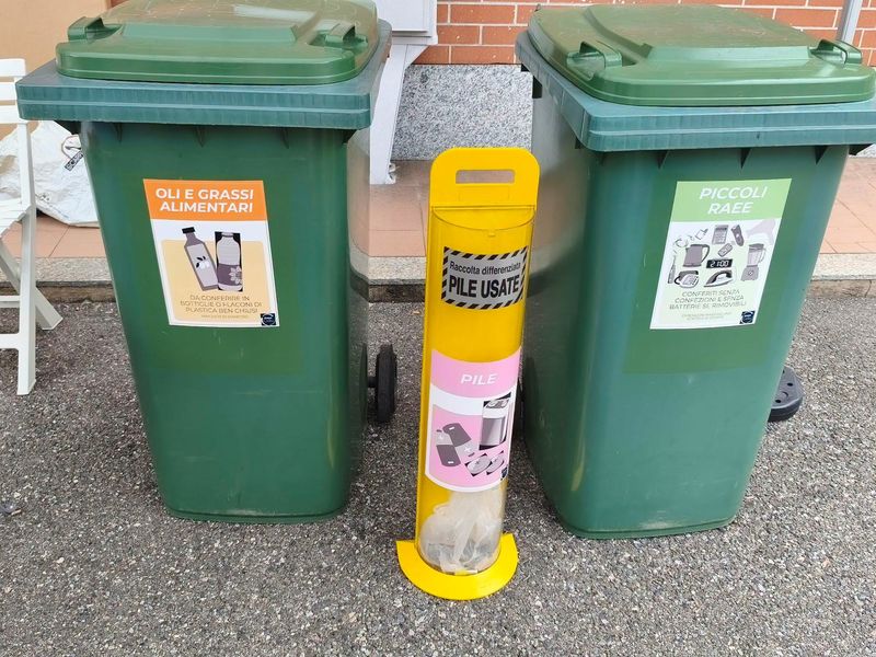 DRUENTO - Al mercato di corso Brero parte la raccolta dei Raee, i rifiuti di apparecchiature elettriche ed elettroniche