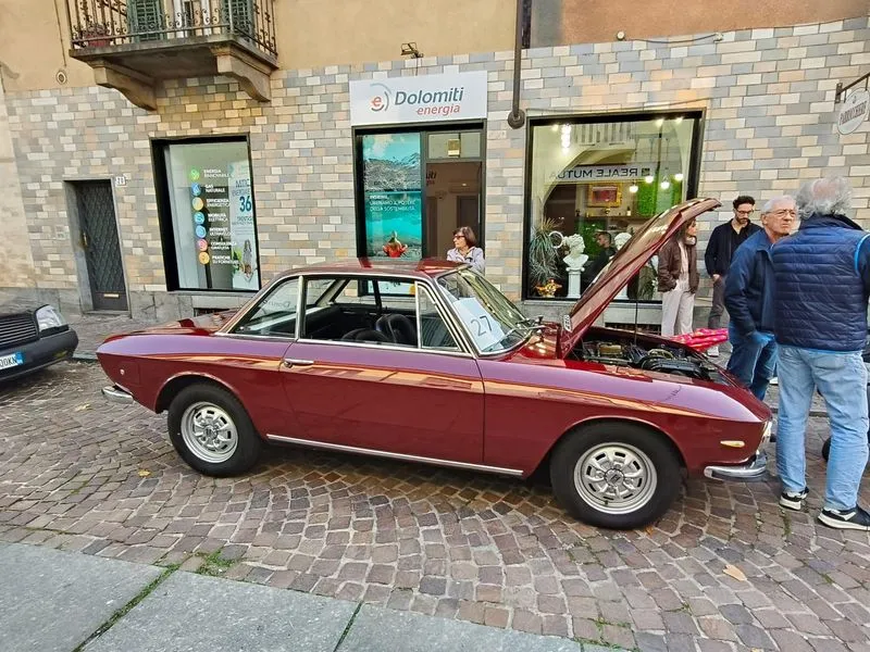 DRUENTO - Successo per la terza edizione del «Raduno d’auto d’epoca» in centro storico - FOTO