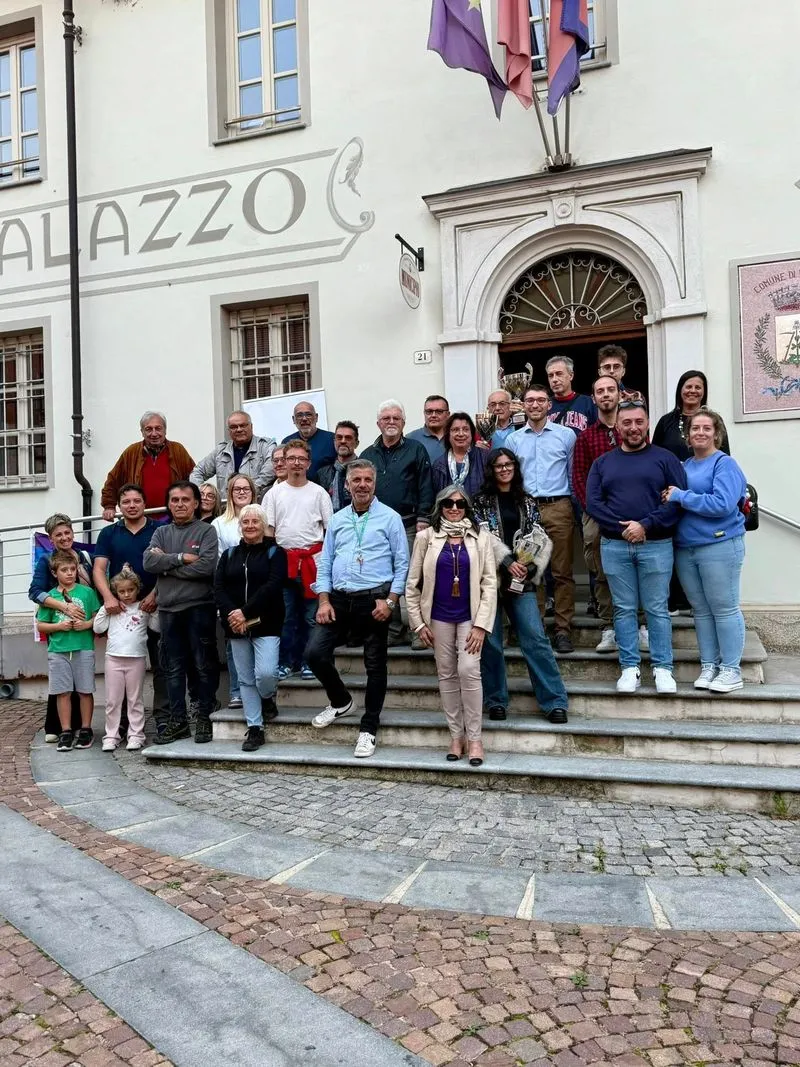 DRUENTO - Successo per la terza edizione del «Raduno d’auto d’epoca» in centro storico - FOTO