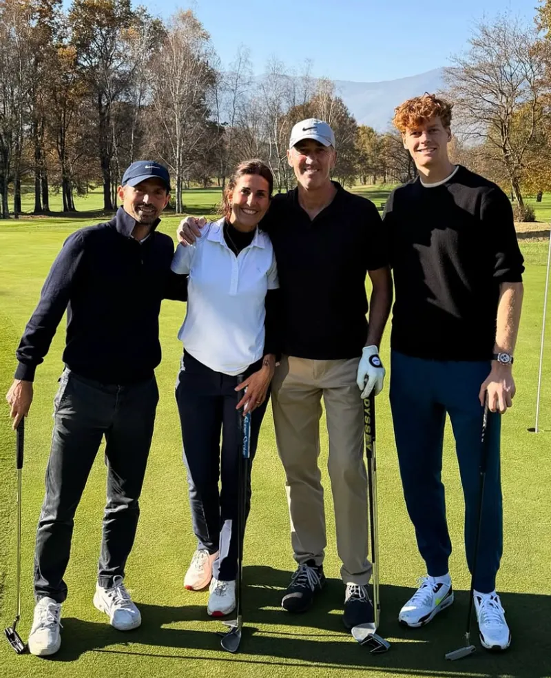 FIANO - Prima delle Atp Finals, Jannik Sinner gioca a golf al «Royal Park I Roveri» - FOTO