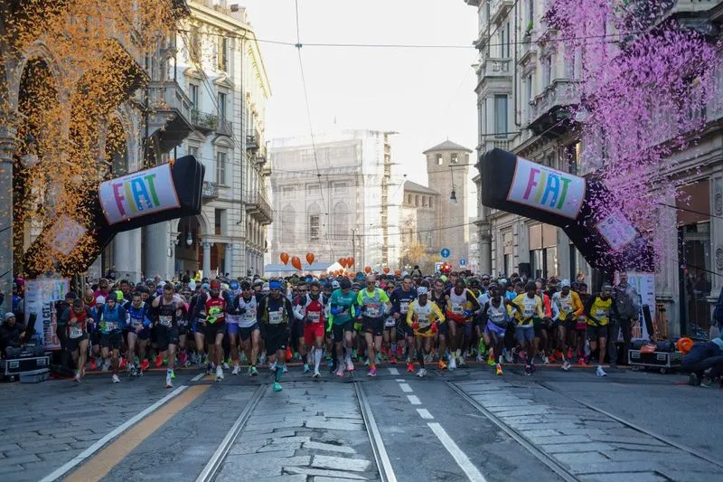 PODISMO - Quasi 10.000 runner hanno invaso le strade della Fiat Torino City Marathon