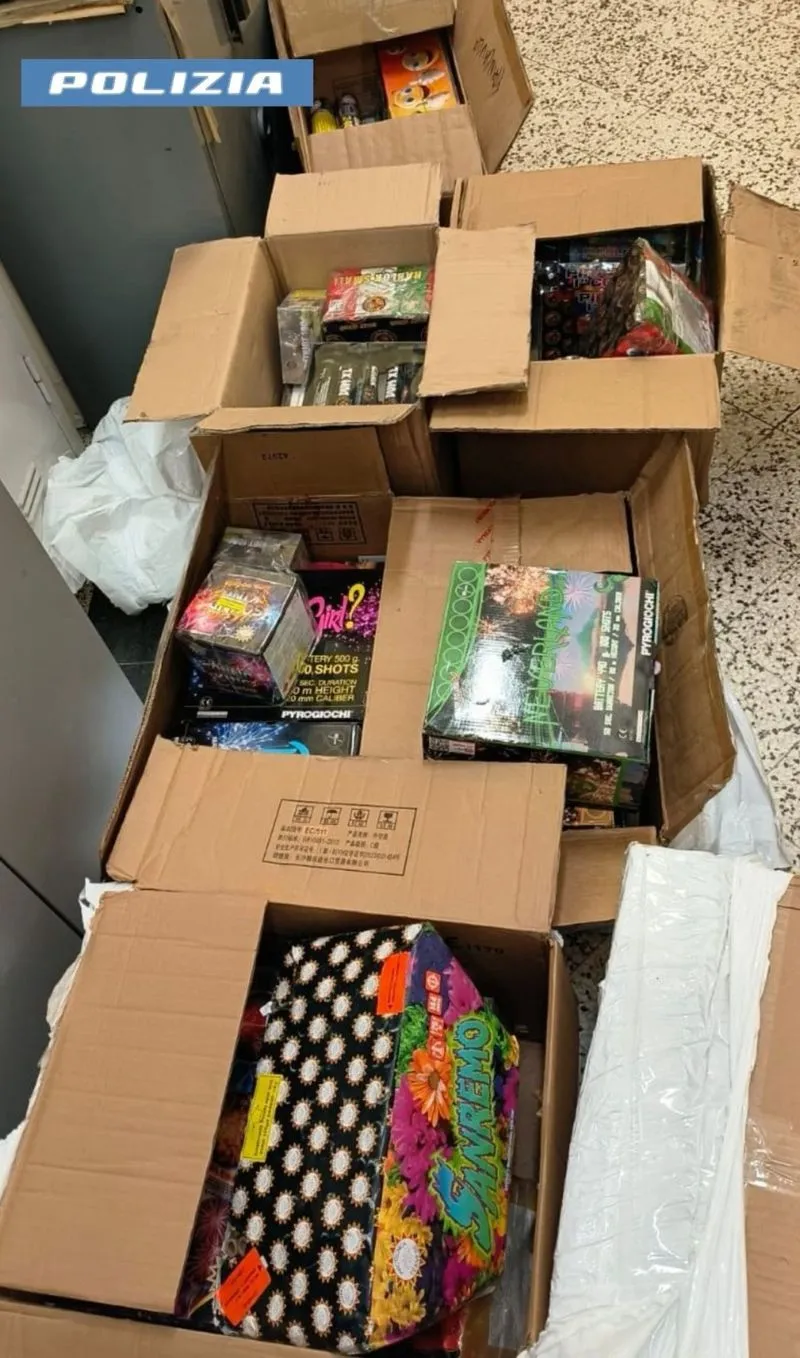GIVOLETTO - La Polizia di Stato trova e sequestra oltre 130 chili di fuochi d'artificio: 39enne denunciato