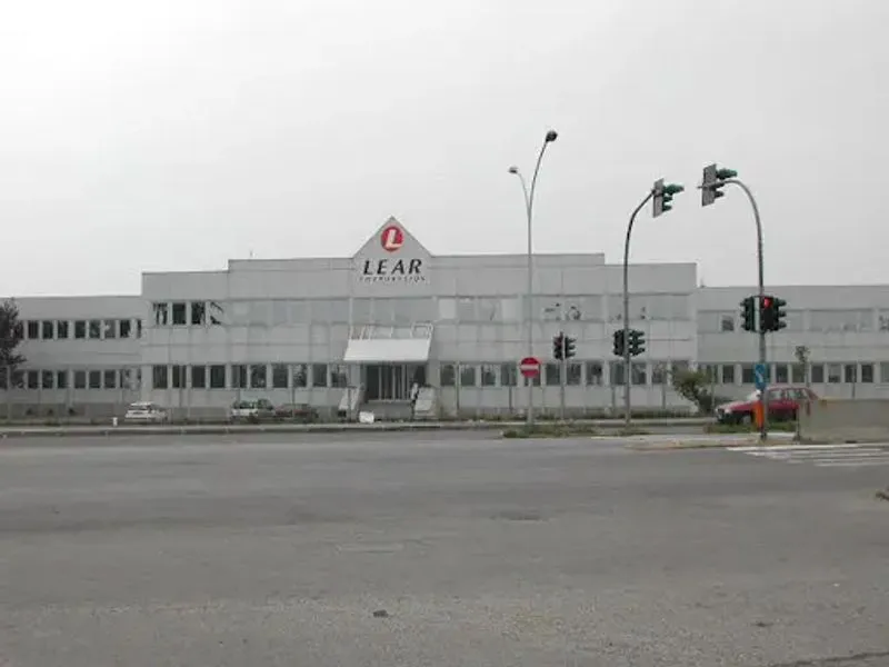 GRUGLIASCO - Svolta Lear: trovato l'investitore, garantita l'assunzione dei lavoratori.  Chiorino: «Lavoro silenzioso e incessante»