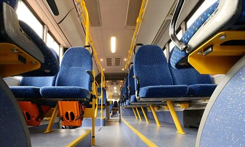 IVREA - Salvo il bus per Milano ma bisognerà cambiare a Carisio
