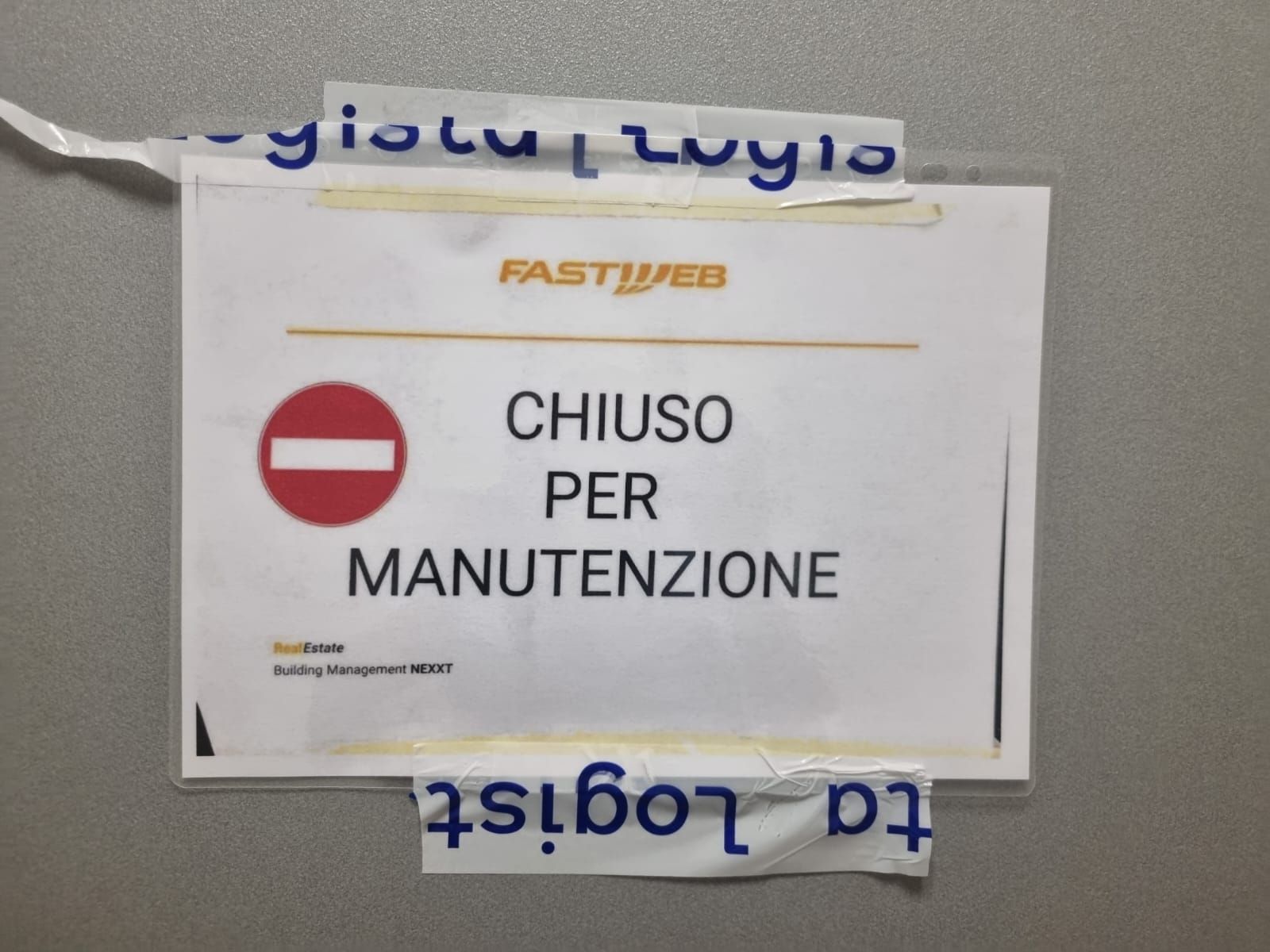 Bagni off-limits alla palazzina uffici Olivetti a Ivrea, controlli sul batterio della legionella
