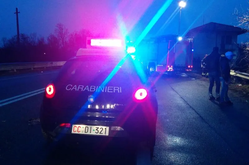 TRAGEDIA A IVREA - Incidente mortale in via Lago Sirio: vittima un motociclista residente in città