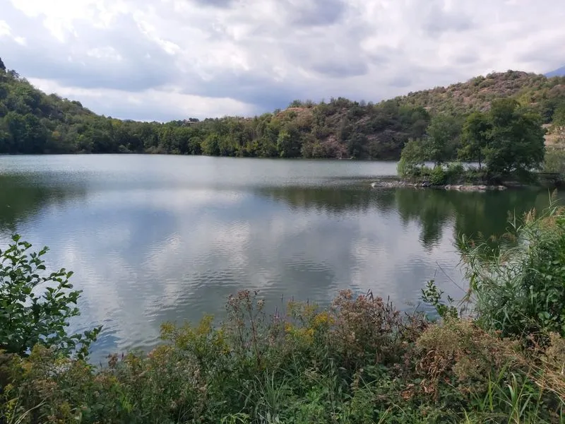 IVREA - «Dopo un anno il parco del 5 Laghi ancora non c'è»