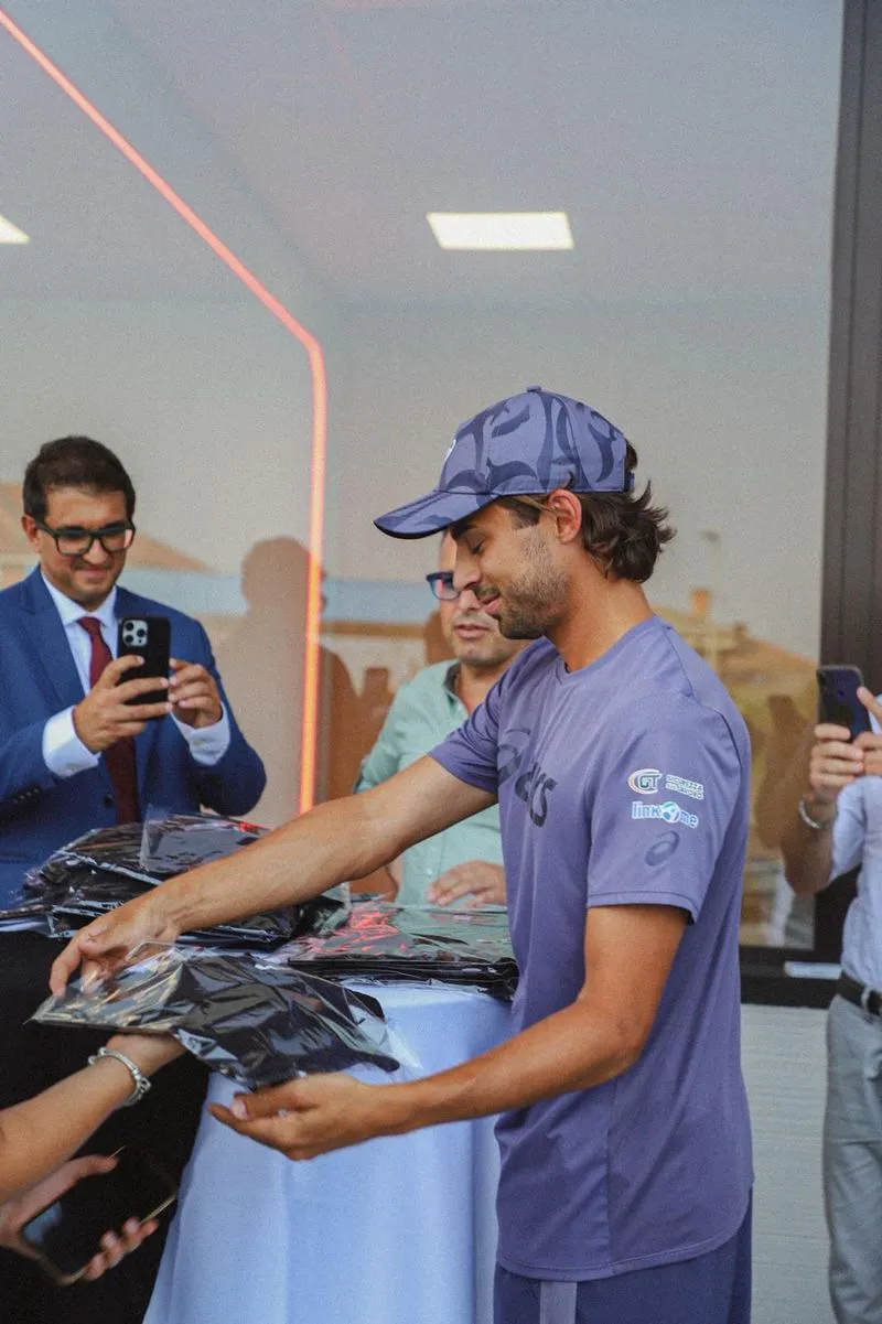 Kia Vento festeggia la nuova apertura di Pinerolo con una grande festa: tennis, musica, aperitivo e premi - FOTO