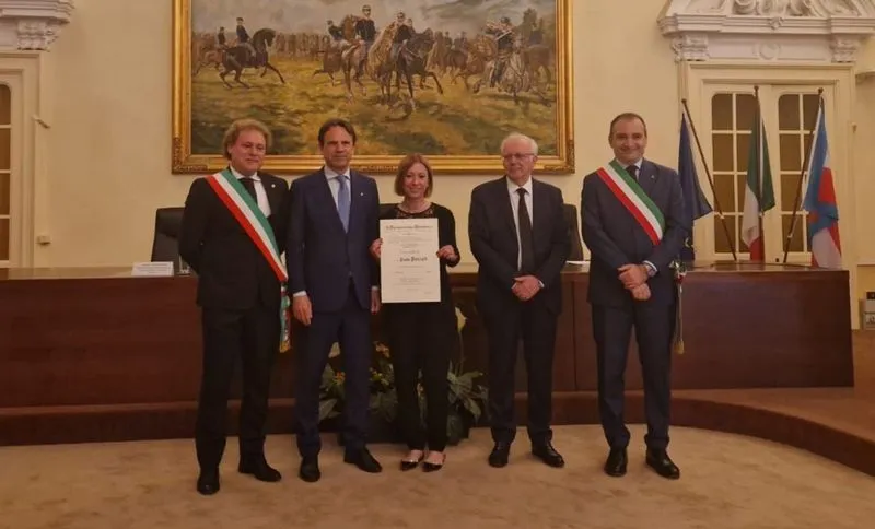 LA LOGGIA - Paola Pozzati è Cavaliere della Repubblica Italiana