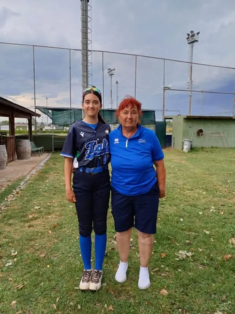 SOFTBALL - Il plauso dell'amministrazione di La Loggia a Maria Grazia Barberis e Beatrice Saiu