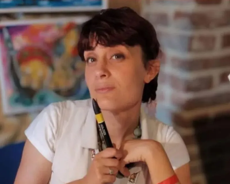 LOMBARDORE - L'artista Jessica Dardano vola con i suoi iconici bombi al Salone del libro - FOTO