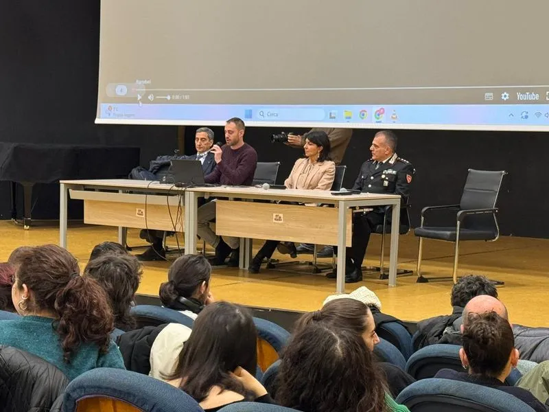 CANDIOLO-LOMBRIASCO - La prevenzione contro i tumori e l’educazione alla salute cominciano in classe - FOTO