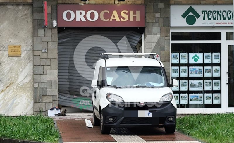 MAPPANO - Al laghetto trovata parte dei «tesoretti» dei furti commessi all'Oro Cash e al distributore di benzina di BORGARO
