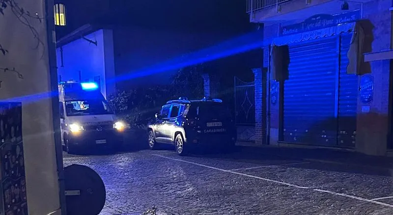 RISSA A MATHI - Furente litigio fra due famiglie a «Casa Chantal»: sette feriti. Verranno tutti denunciati