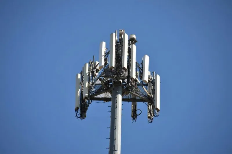 MIRAFIORI - Nuovo ripetitore 5g in strada del Barocchio, residenti preoccupati