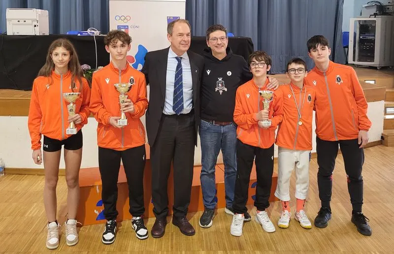 SCHERMA - Il Circolo della Scherma Ramon Fonst vince il medagliere dei Campionati Regionali U14