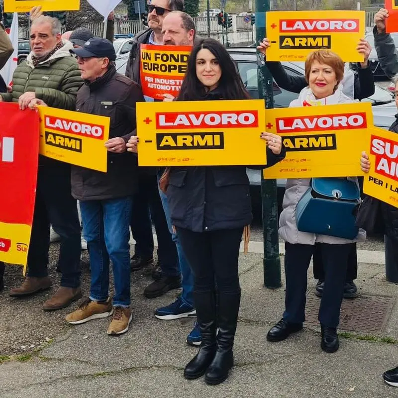 MIRAFIORI - Manifestazione davanti ai cancelli dello stabilimento Stellantis - FOTO