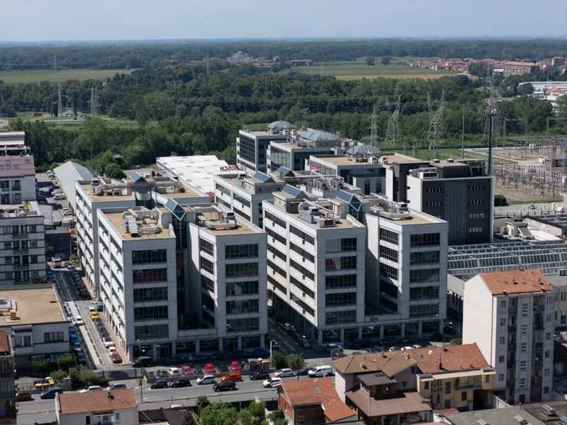 MIRAFIORI - L'intelligenza artificiale «allena» le Pmi torinesi