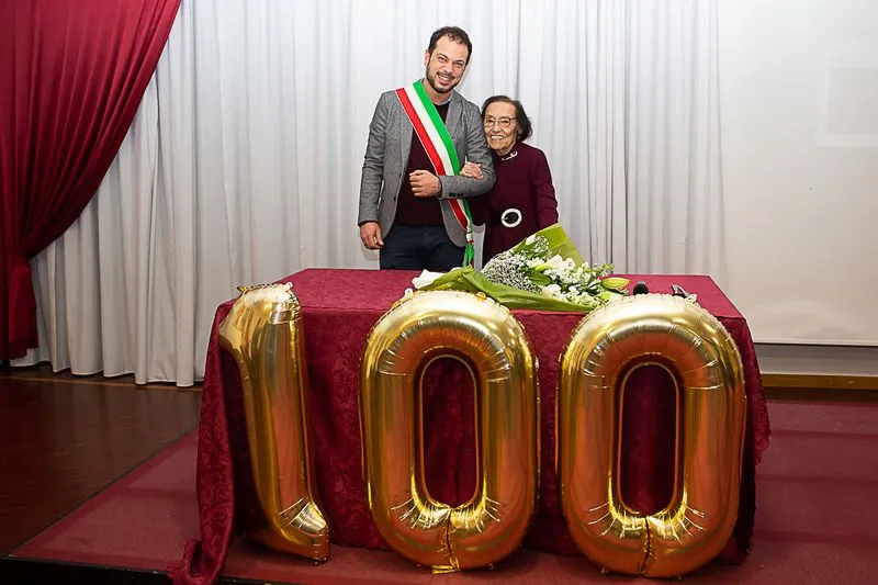 MONCALIERI - Una mostra e una grande festa per i 100 anni della pittrice Wanda Chiappero - FOTO