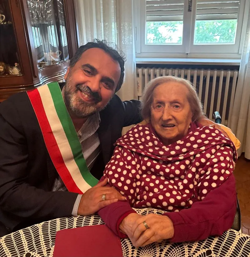 MONCALIERI - Una festa speciale per i 100 anni della dolce nonna Paolina - FOTO
