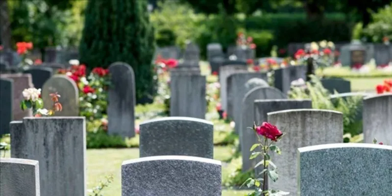 MONCALIERI - Gestione cimiteri, ricorso in tribunale: il bando del Comune annullato dal Tar Piemonte