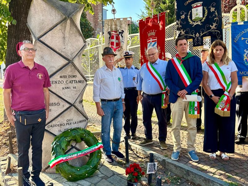 MONCALIERI - Commemorati i partigiani uccisi 82 anni fa, il sindaco: «Viva la Resistenza. Viva l’Italia antifascista» - FOTO