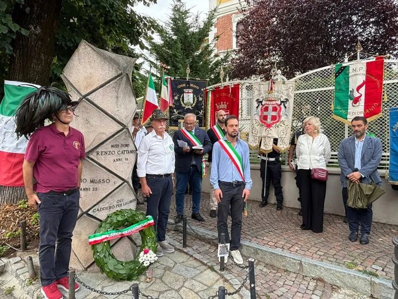 MONCALIERI - La città commemora i partigiani Brero, Cattaneo e Musso e le vittime della bomba del 1944 - FOTO