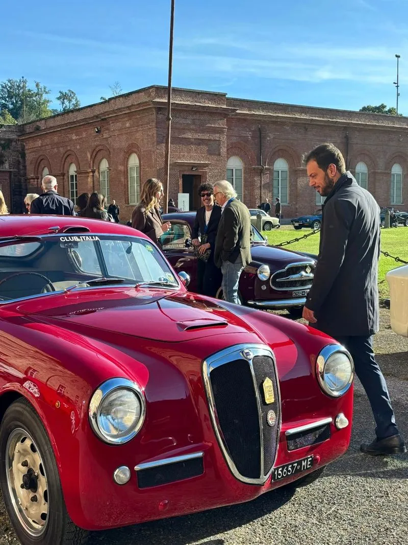 MONCALIERI - Oltre 80 tra vetture d’epoca e supercar protagoniste al Castello e a Revigliasco - FOTO