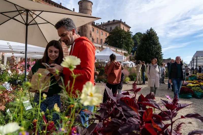 MONCALIERI - Due giorni con Fiorile nel Giardino delle Rose del Castello