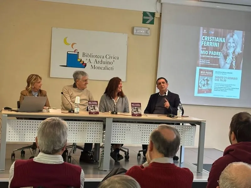 MONCALIERI - Presentato in biblioteca il libro su Giorgio Ferrini, storico capitano del Torino calcio - FOTO