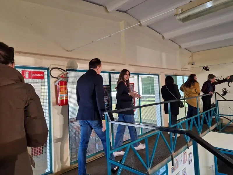 MONCALIERI - Giornata nazionale del gatto, Cirio visita il rifugio «L'albero di Mais» - FOTO