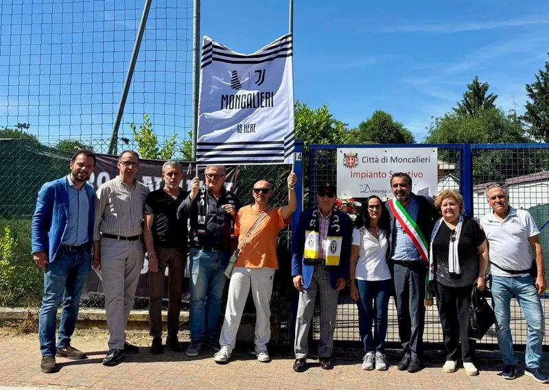 MONCALIERI - Studenti, tifosi, amministratori e familiari insieme per ricordare Domenico e le altre vittime dell'Heysel - FOTO