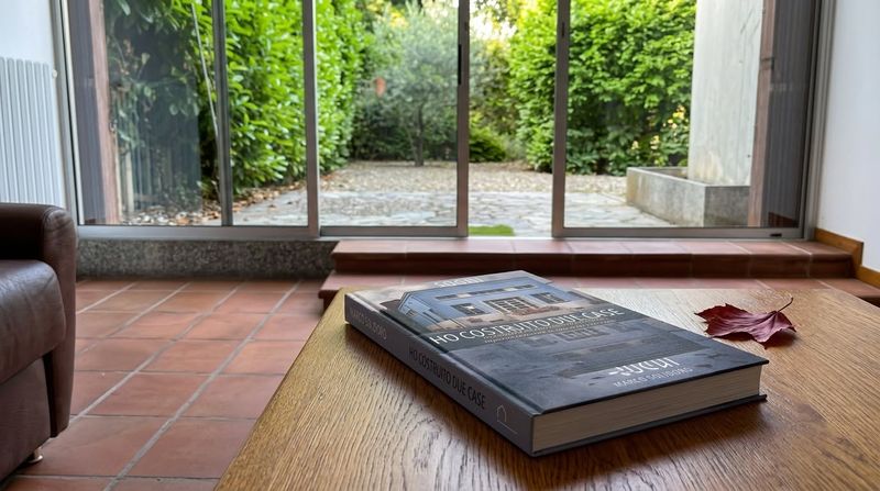 MONCALIERI - Ricostruirsi dopo la fine di una relazione: ecco come nel libro di Solidoro, ingegnere e scrittore
