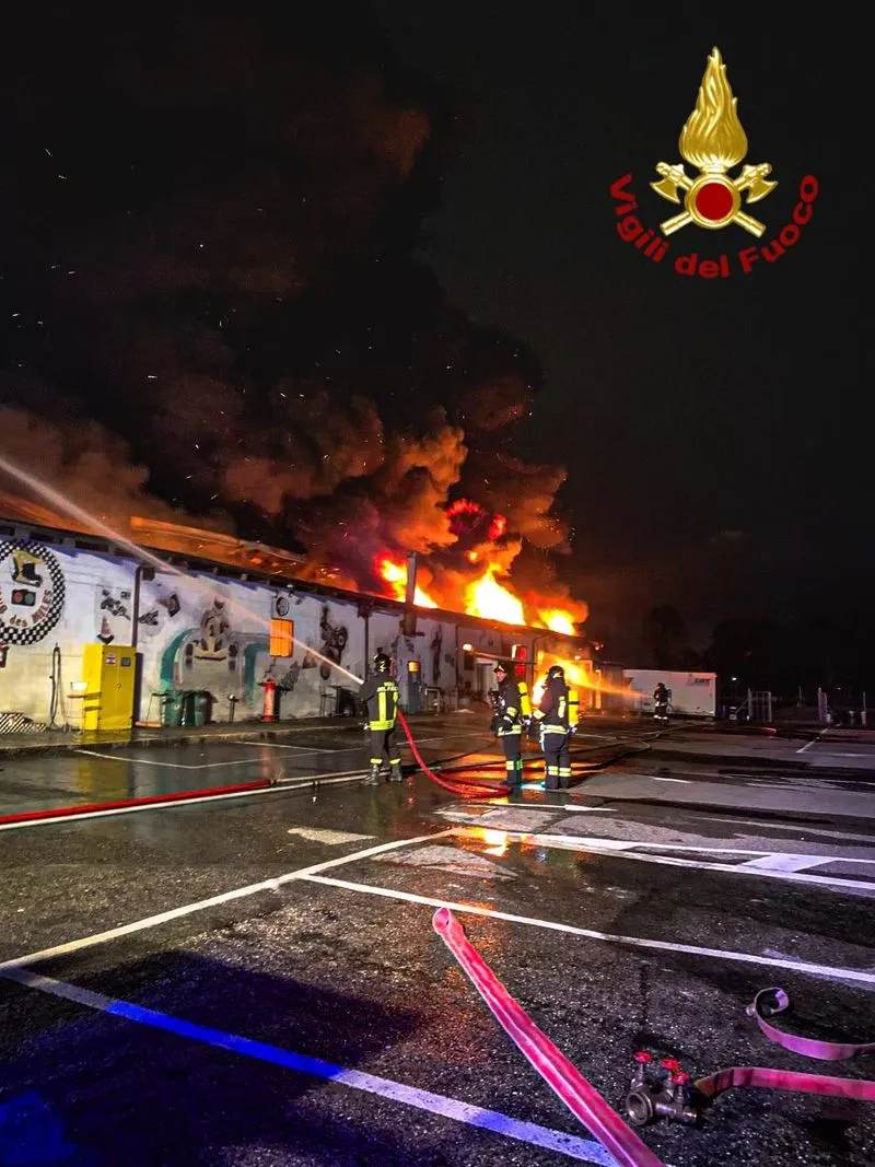 MONCALIERI - Incendio alla pista dei go-kart: l'impianto dovrà rimanere chiuso fino a data da destinarsi