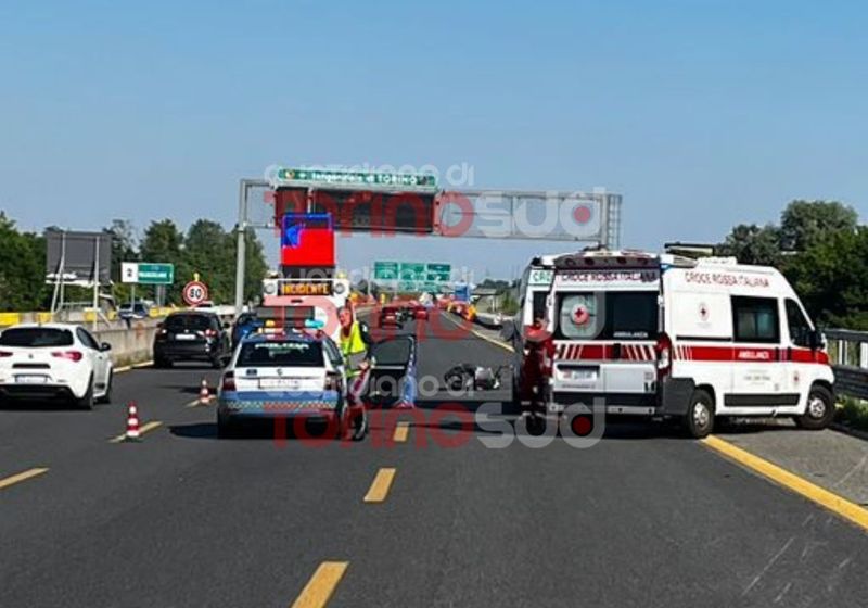 INCIDENTE MORTALE A MONCALIERI - Ragazzo di 21 anni vittima dello schianto con lo scooter sulla sopraelevata