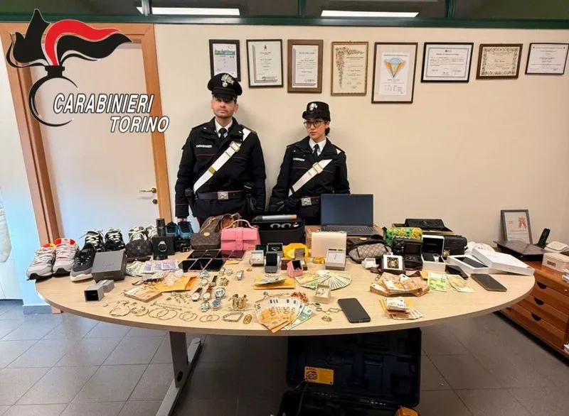 TORINO SUD - Banda di ladri seriali sgominata dai carabinieri: tre malviventi in manette